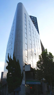 日本カジノスクール外観（新校舎）